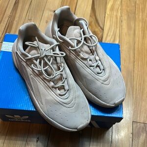 Adidas Tan Sneakers with Breathable Fabric and Cushioned Sole